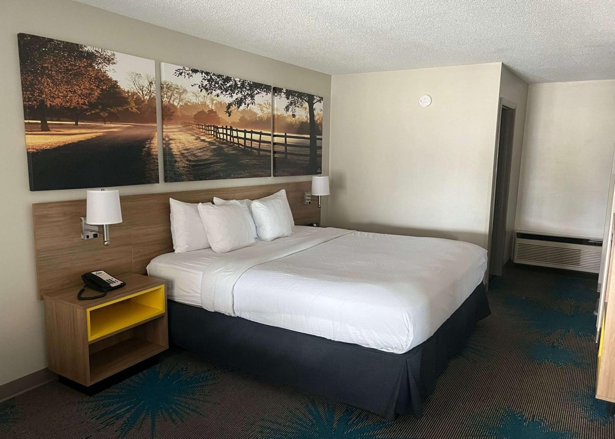 Days Inn By Wyndham Valdosta I-75 Экстерьер фото