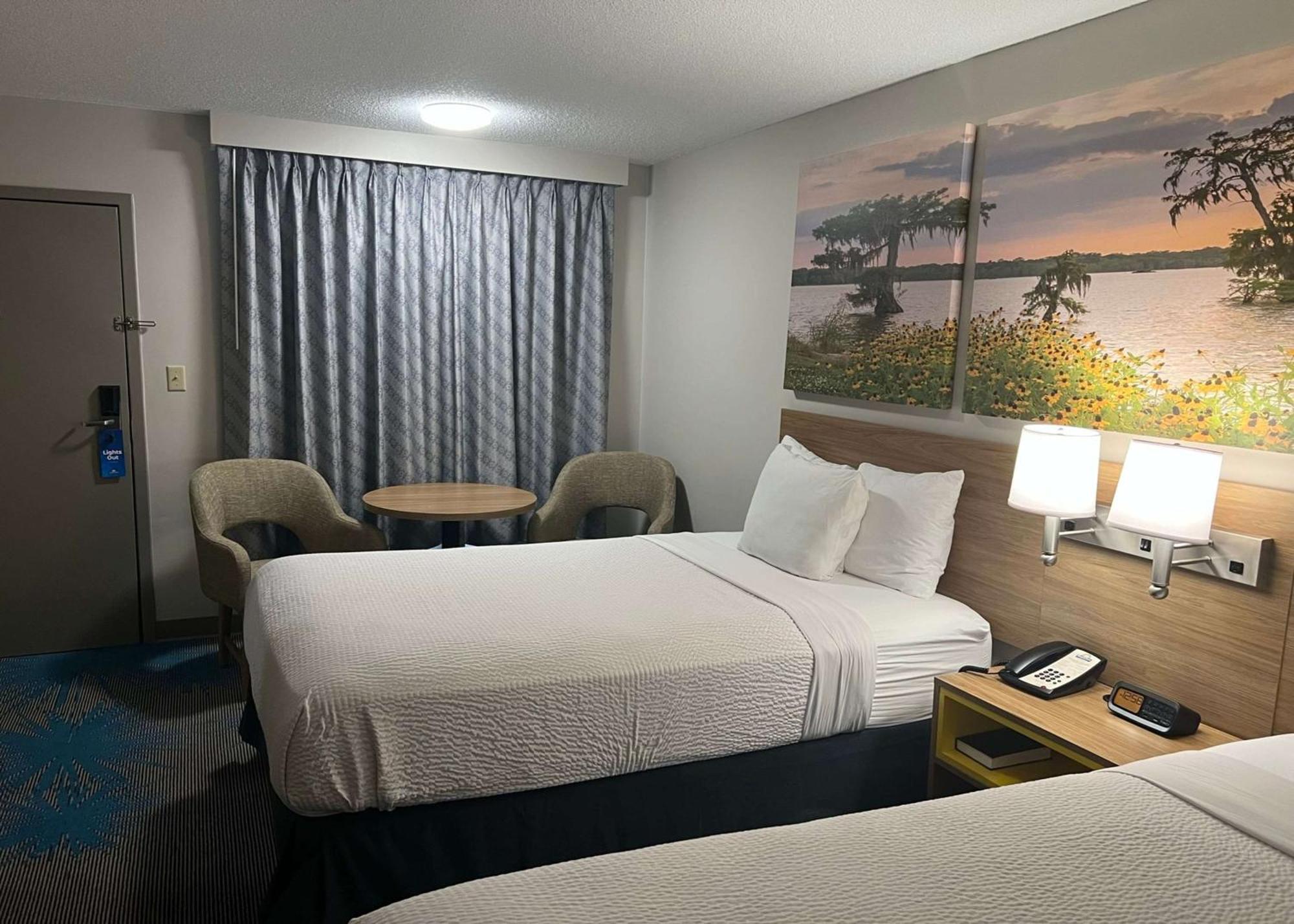 Days Inn By Wyndham Valdosta I-75 Экстерьер фото